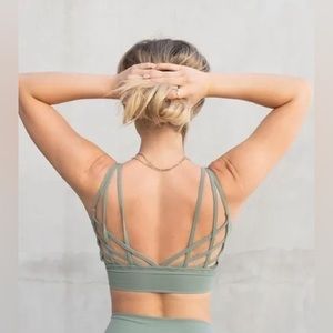 Buffbunny Monarch Sports Bra in Agave Green M